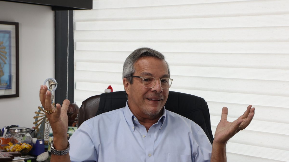 Jimmy Jairala, fundador del movimiento Centro Democrático, espera, de ganar los comicios de 2025, atraer inversión privada al país.