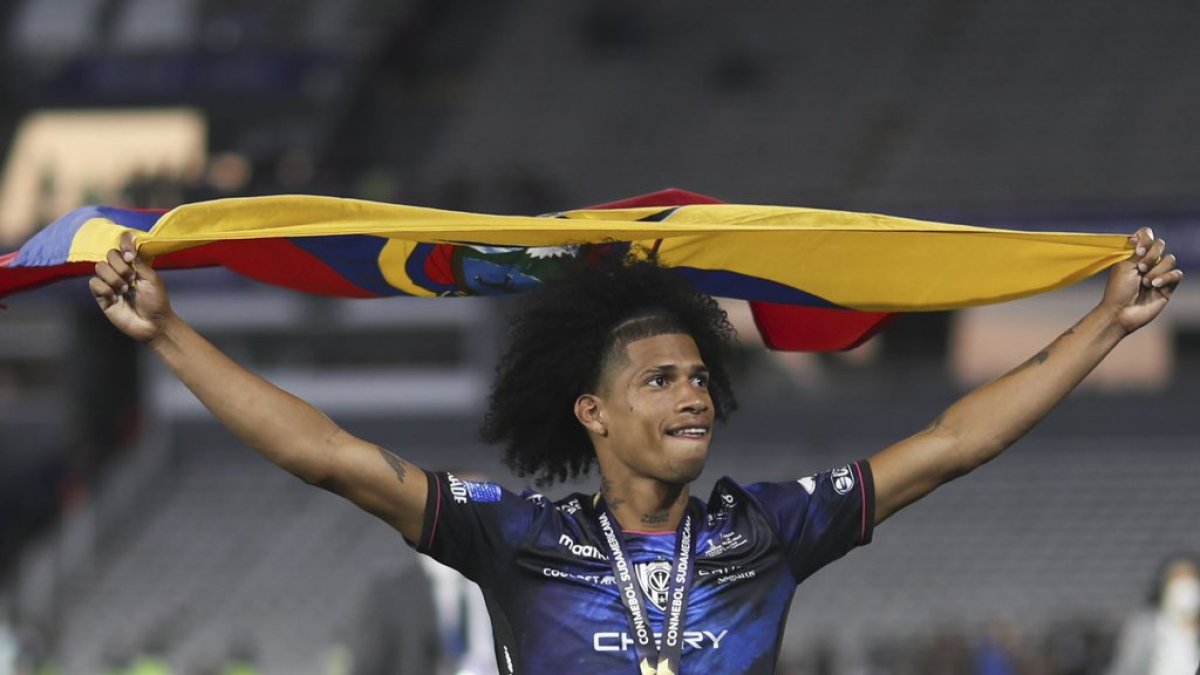 Marco Angulo conquistó cuatro títulos con el Independiente del Valle.