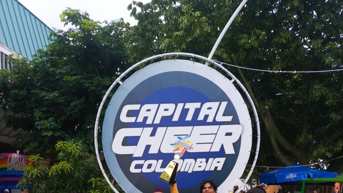 El equipo ecuatoriano con el título Sénior Nivel 1 Mixto.