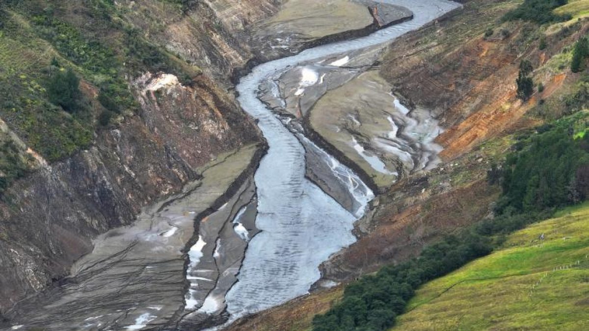 El estado crítico de Mazar elevó los cortes de energía de hasta 12 horas por día.