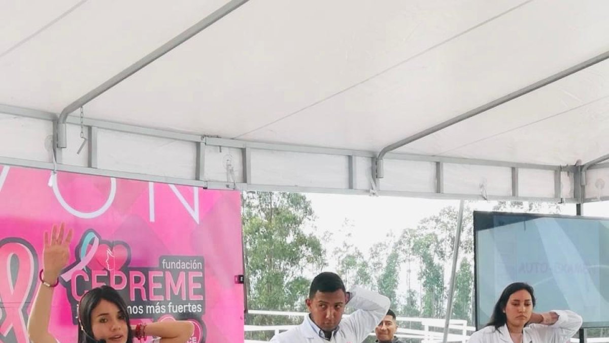 La organización cuenta con voluntarios que asisten a las charlas preventivas