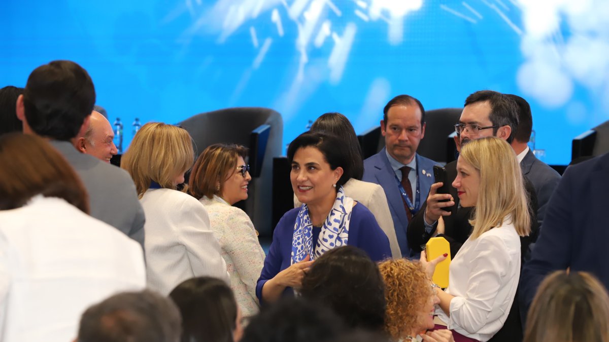 La canciller Sommerfeld participó del Encuentro Empresarial Iberoamericano.