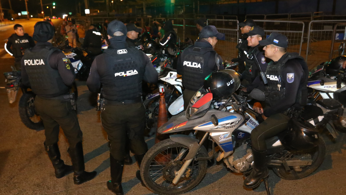 Exteriores de la Penitenciaría del Litoral