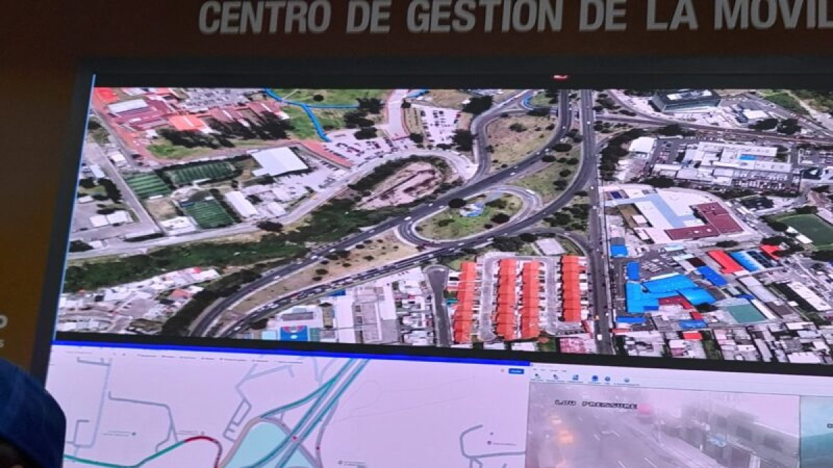 La construcción del intercambiador de la Mariana de Jesús  se tenía previsto que inicie el 15 de noviembre pero se suspendió