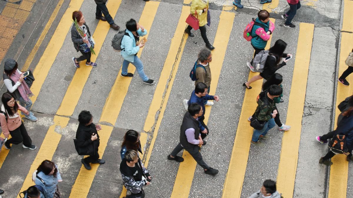 El 48,5% de los ecuatorianos siente frustración por los apagones; piden soluciones.