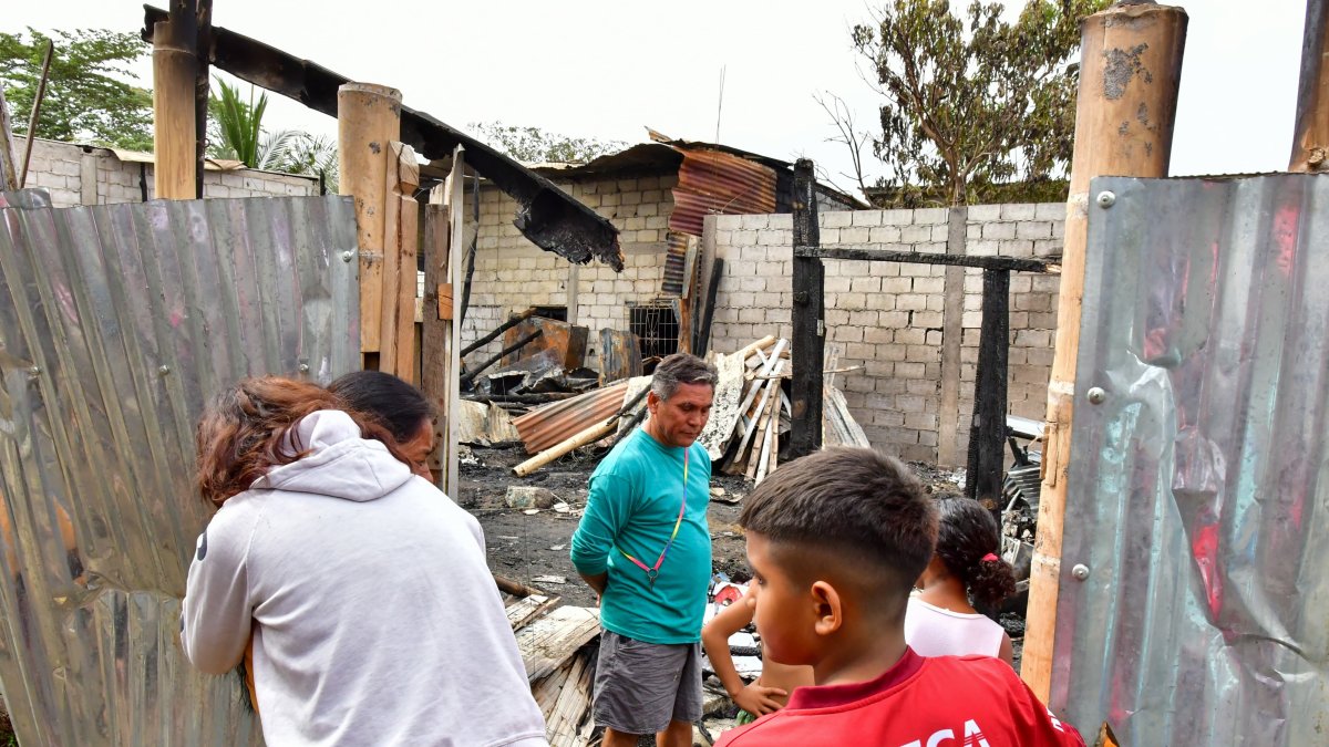 Varias familias quedaron sin un techo donde refugiarse.