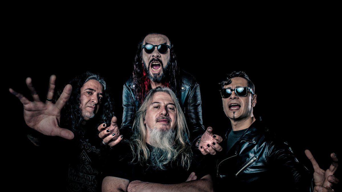 En su primera etapa Malón grabó tres discos, antes de separarse en 1998. En 2011 hicieron su “Regreso más esperado”