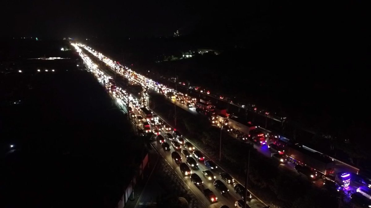 La vía a la costa es una zona que suele estar congestionada por el tráfico