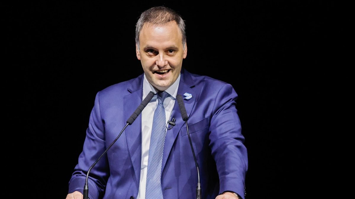 Manuel Adorni, vocero del Gobierno argentino, anunció los cambios en las importaciones.