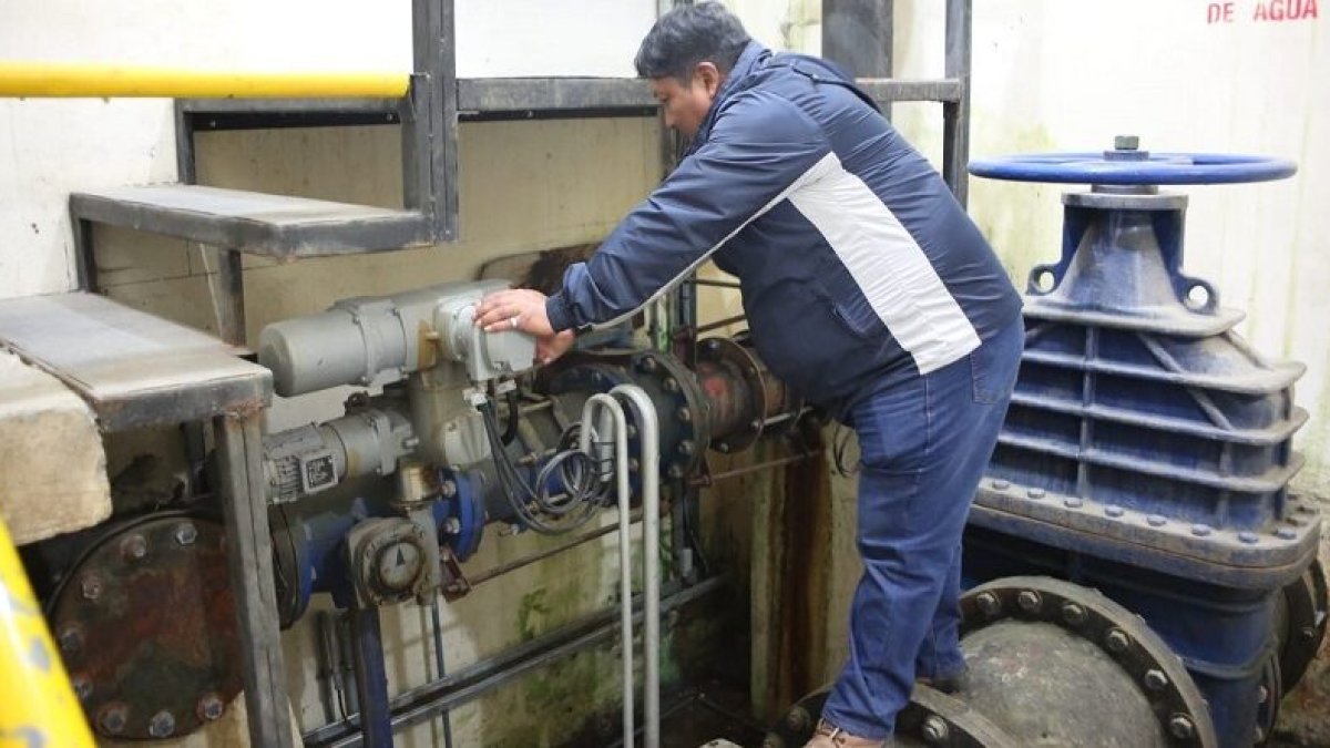 Seis generadores móviles se los ubicará en las zonas más críticas de la ciudad.