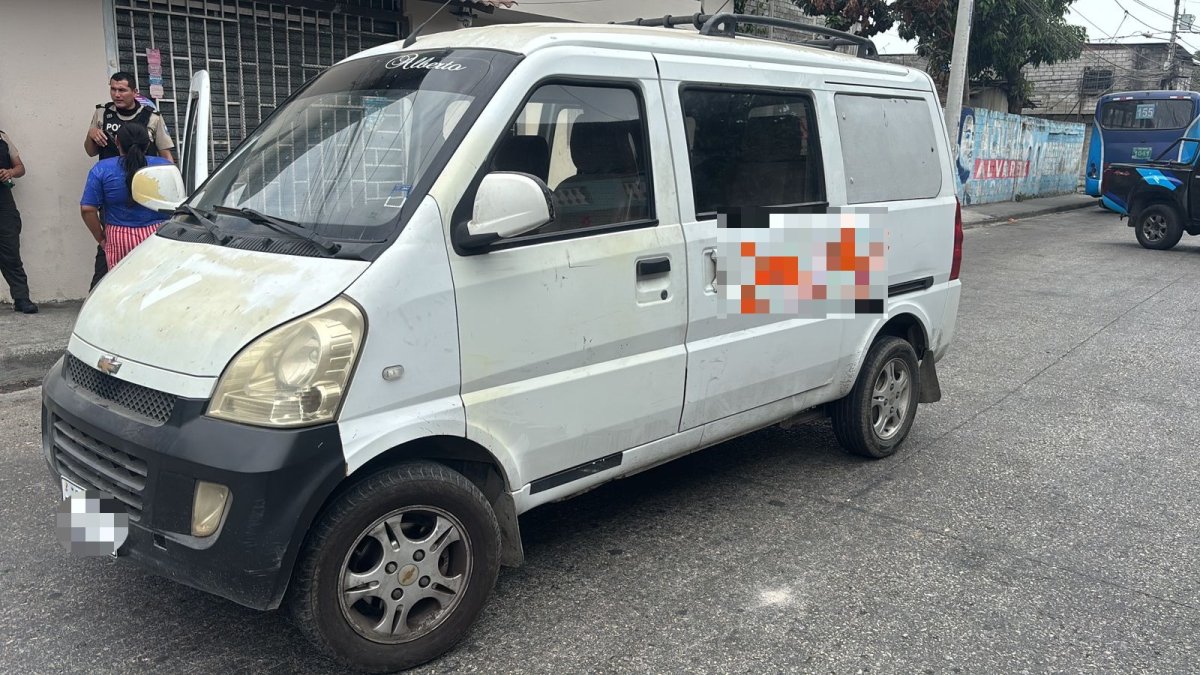 El vehículo, reportado como robado. Fue recuperado por la Policía