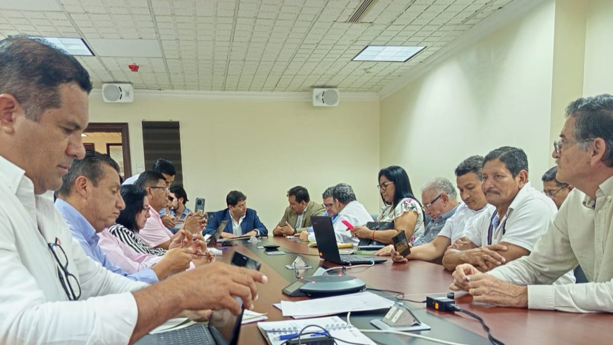 Reunión. Los agricultores, industriales y la autoridad en la cita del  Consejo de la Cadena Agroalimentaria del Maíz del lunes 18 de noviembre de 2024.