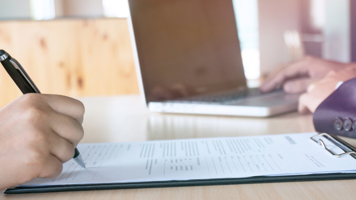 Los pagos se dan luego de que la Unión Nacional de Educadores convocara manifestaciones.