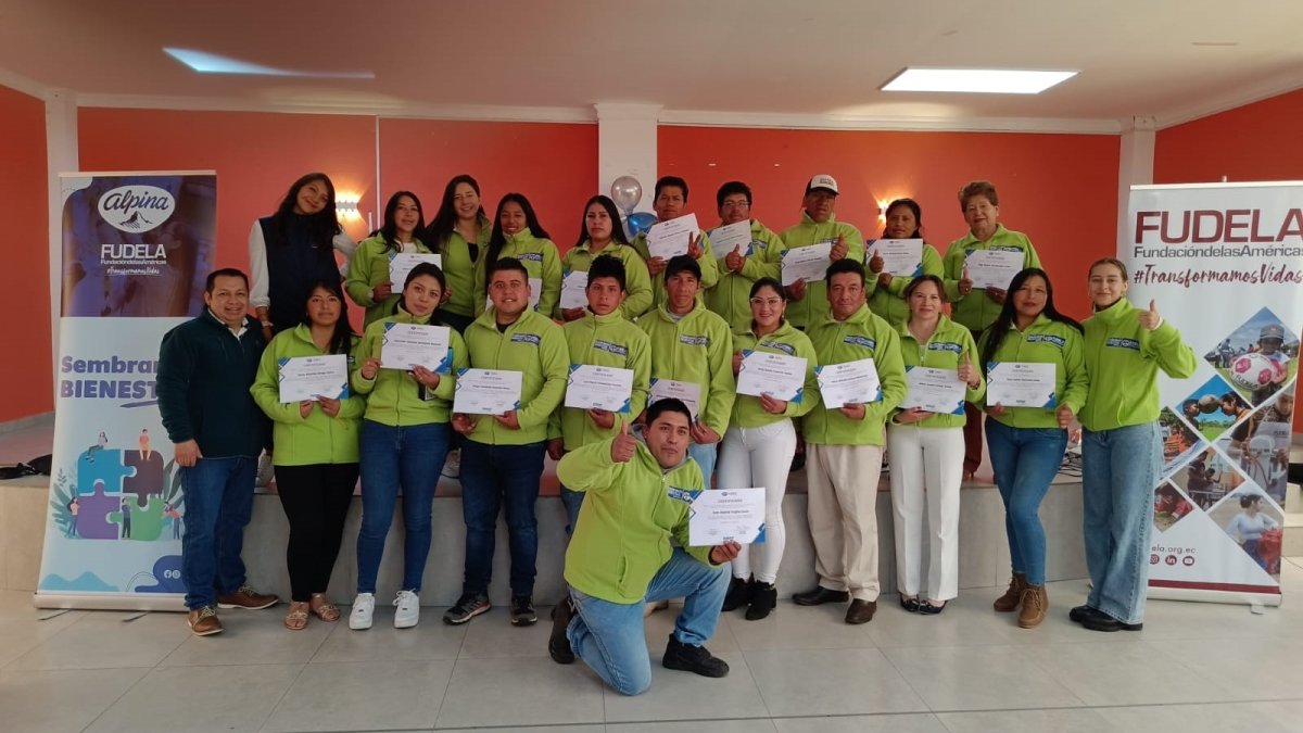 Acto. El equipo recibió técnicas de bienestar familiar.