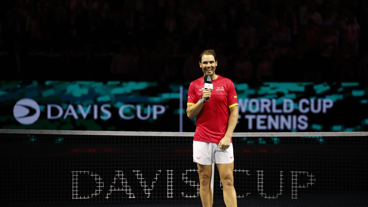 El tenista Rafa Nadal durante el homenaje que ha recibido a la finalización del último encuentro de Copa Davis.