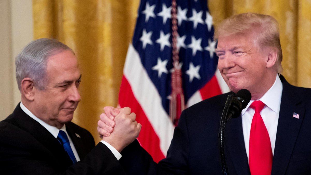 Foto de archivo del 28 de enero de 2020 de Donald J. Trump y Benjamin Netanyahu.