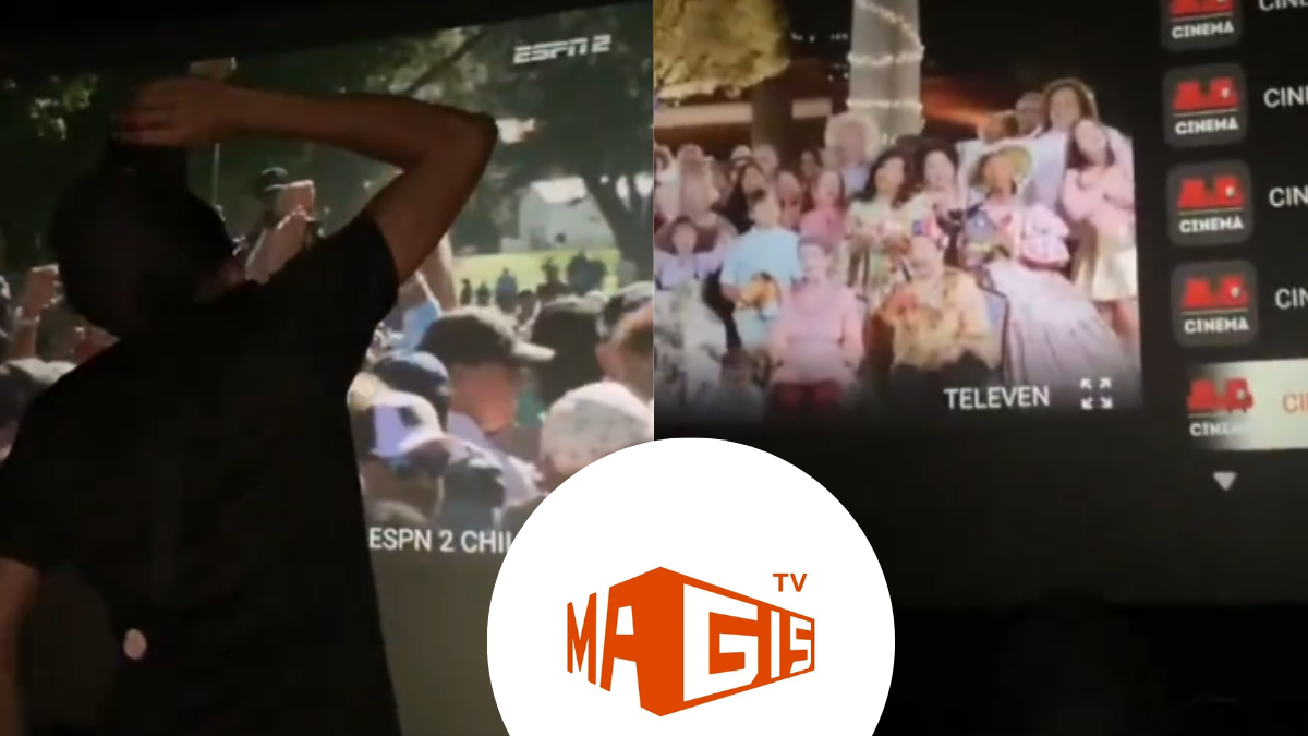 Ciudadanos reclamaban porque no se proyectaba el partido en la sala de cine.