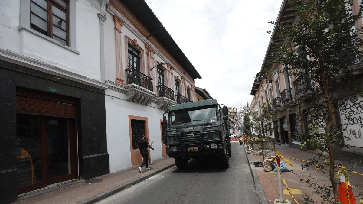 El Centro Histórico de Quito se encuentra militarizado por las protestas de este 21 de noviembre.