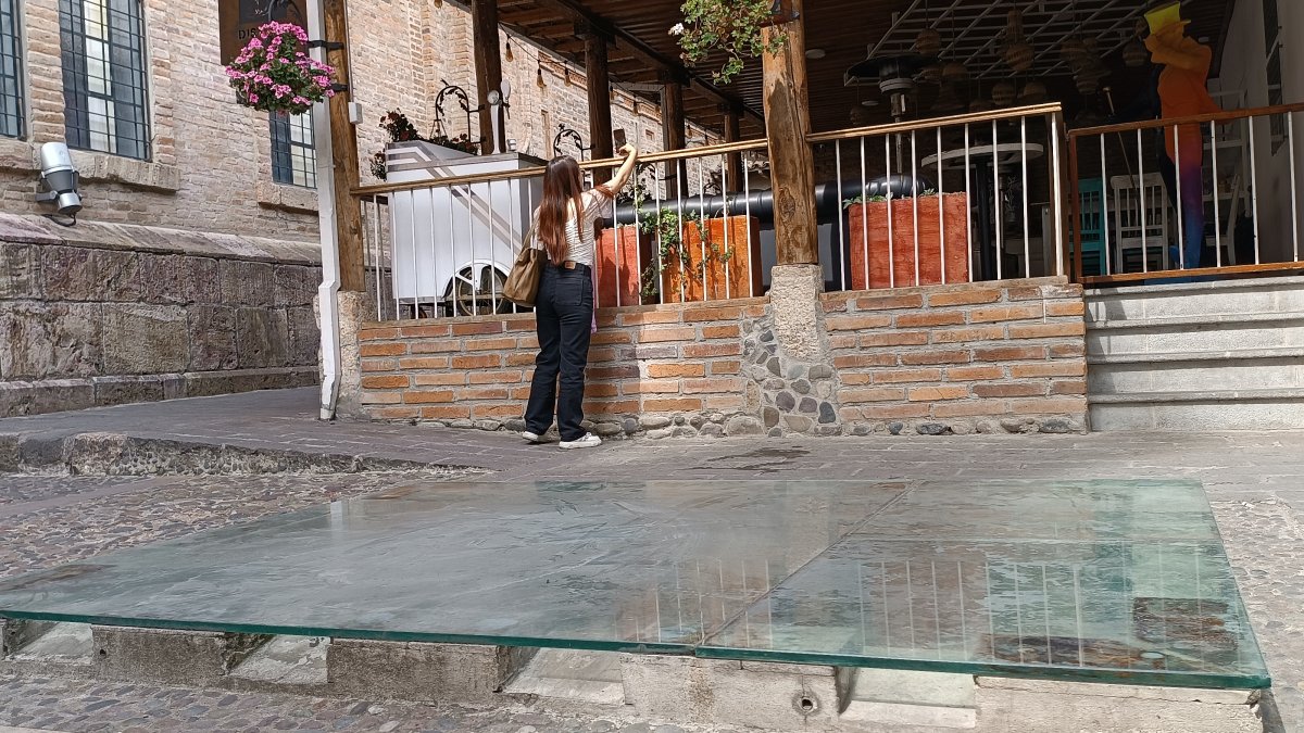 Patrimonio La arqueología de la ciudad luce abandonada como la ventana ubicada en la calle Santana.