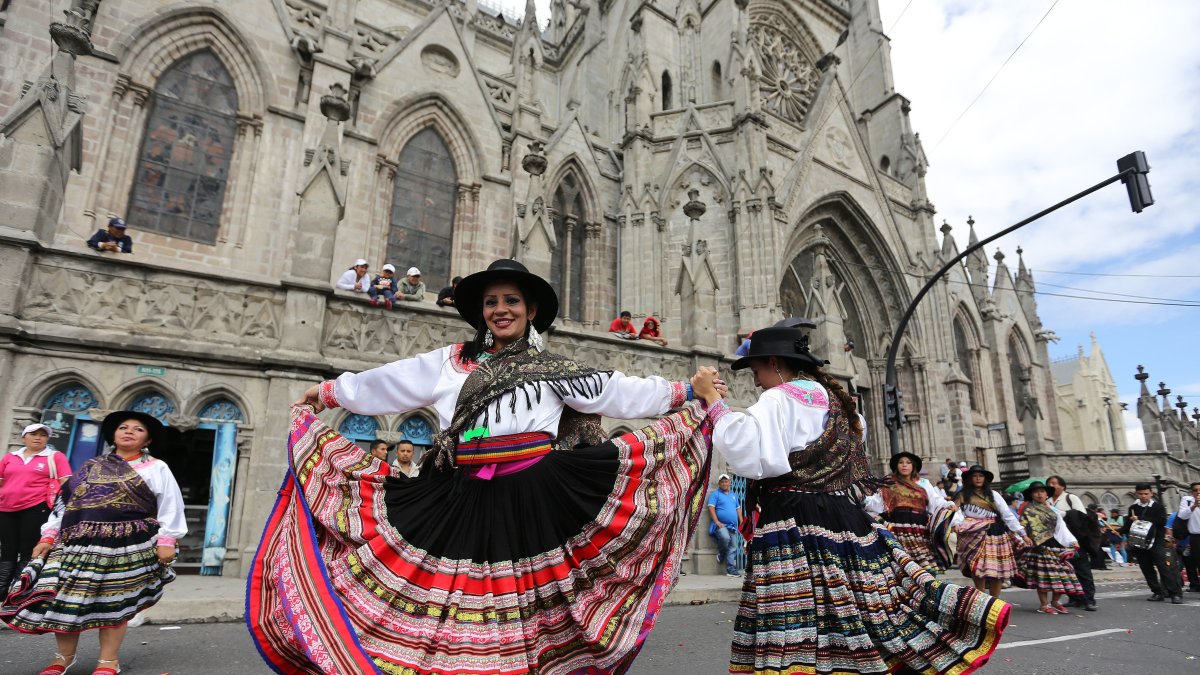 Desde las 08:00 hasta las 18:00, la circulación vehicular en la calle Venezuela, en el Centro Histórico de Quito, estará restringida.