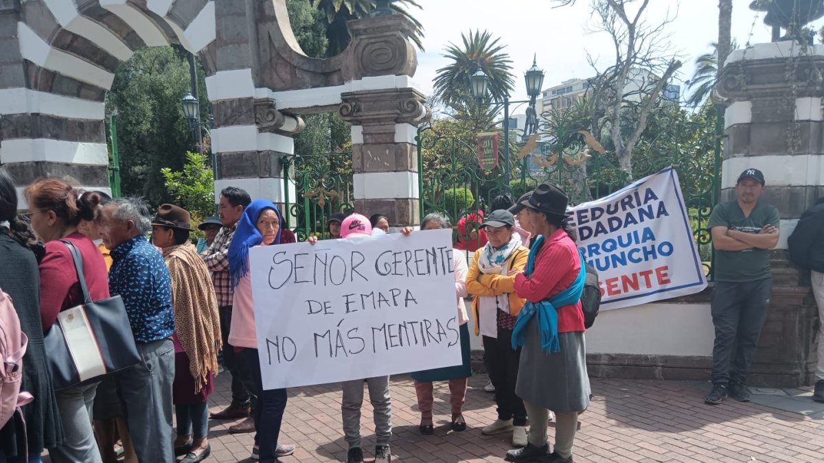 Han realizado plantones para exigir que se revise el sistema de agua.