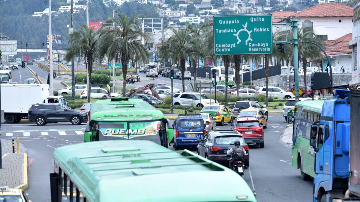 Agencia (ag-expreso ag-extra ag-quito) ag-periodistas-quito