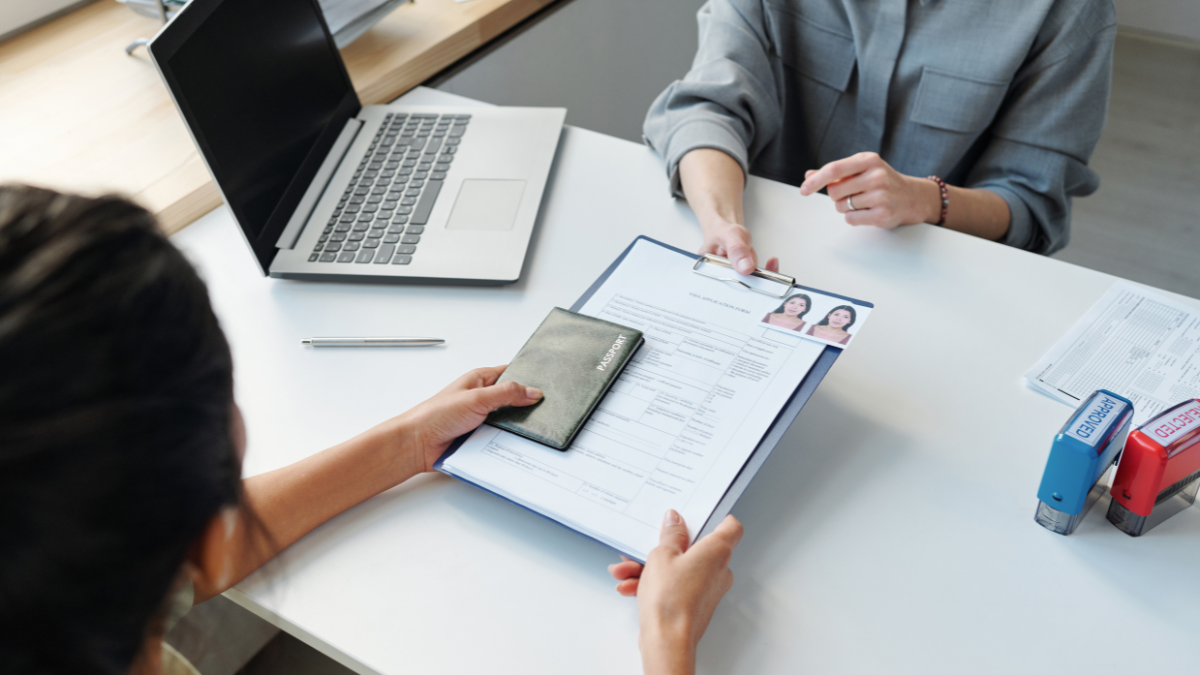 Existen varias empresas interesadas en contratar nuevo personal.