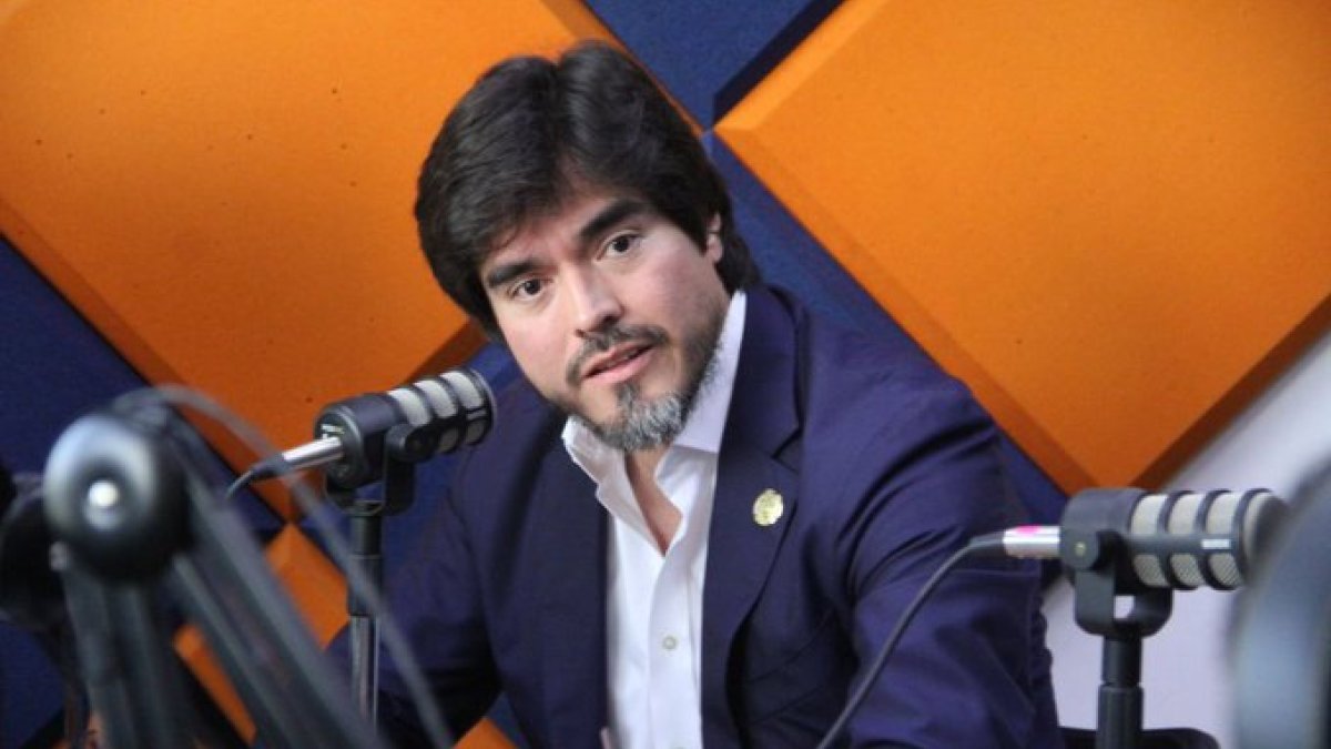 El ministro de Gobierno José De La Gasca reaccionó al archivo de la Ley.