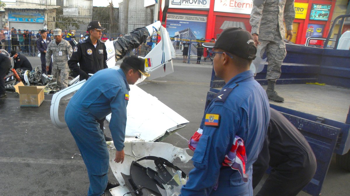 Los restos de la nave fueron recogidos en el sitio del siniestro entre la tarde y noche del miércoles 27 de noviembre.
