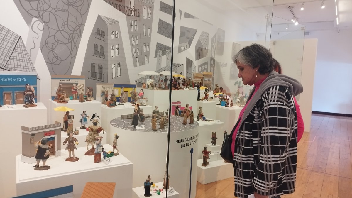 El 'Belén Carmelita' data del siglo dieciocho y tiene 300 piezas.