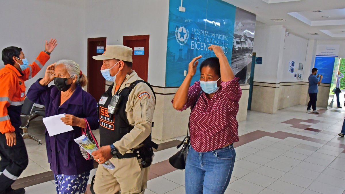 El ejercicio inició a las 10:30 en varios puntos de Guayaquil.