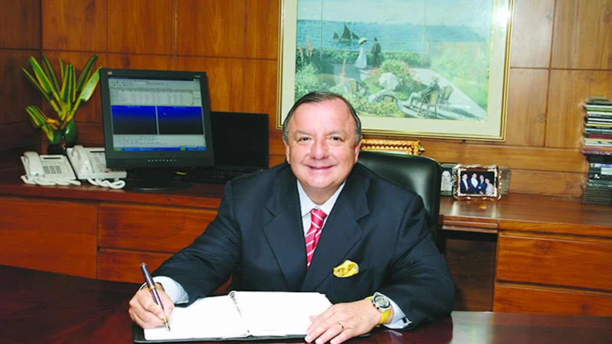 El empresario Álvaro Noboa nació un 21 de noviembre de 1950.