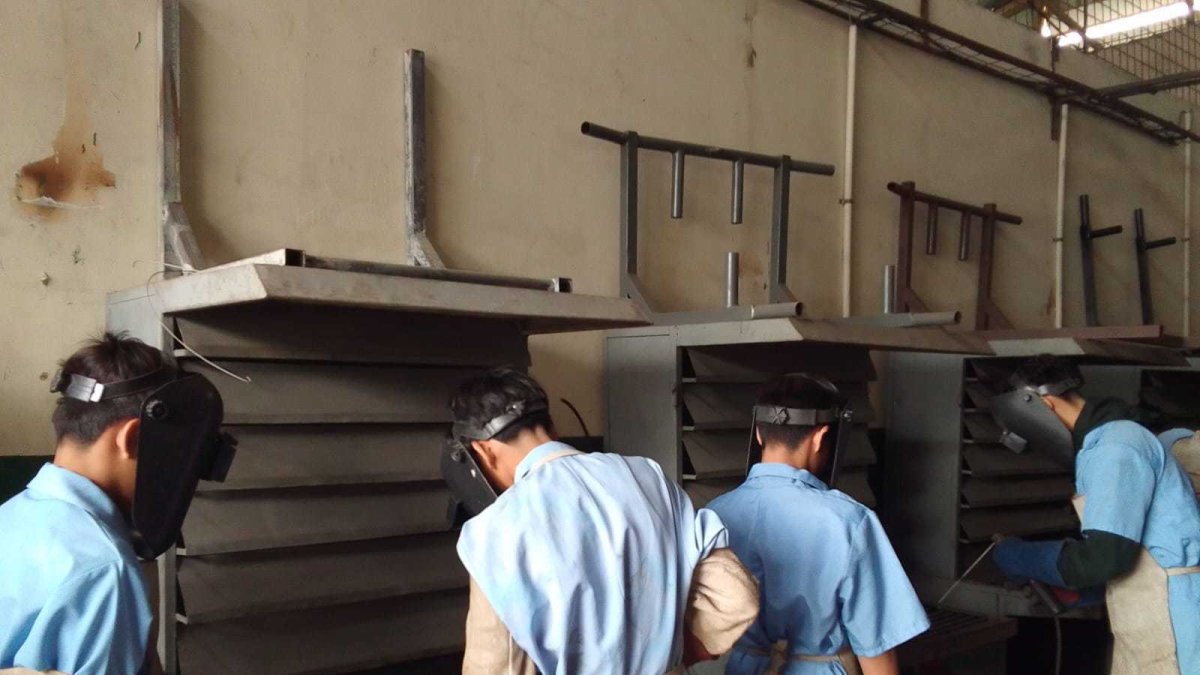 Deterioro. Los alumnos de estas instituciones, por lo general, realizan sus prácticas en talleres oxidados y tecnológicamente desactualizados.