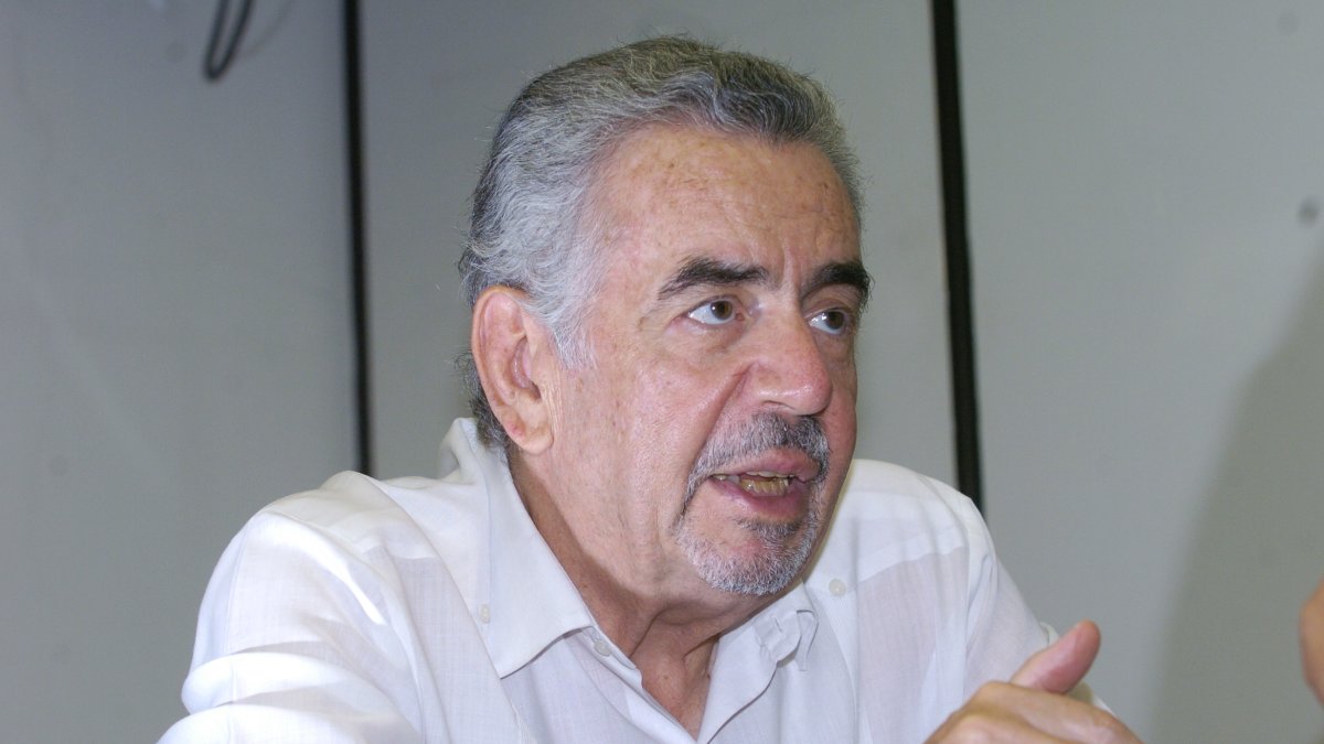 El empresario Fernando Aspiazu Seminario falleció este sábado 30 de noviembre del 2024 en Guayaquil.