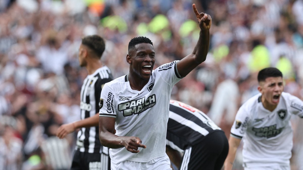 Luiz Henrique, de Botafogo fue el autor del gol que abrió el marcador en la final de Copa Libertadores