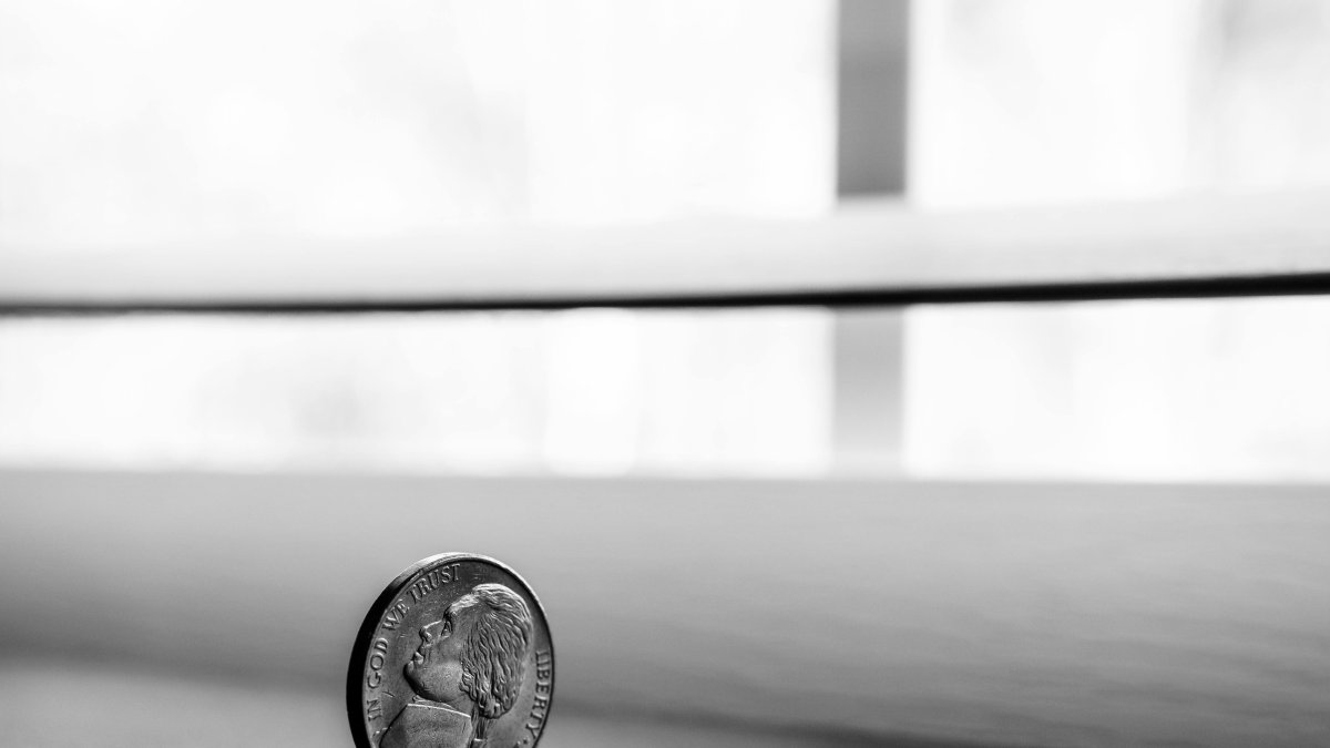 En 2022, una moneda de Jefferson de 1938-D alcanzó $33 600 debido a sus inusuales detalles.