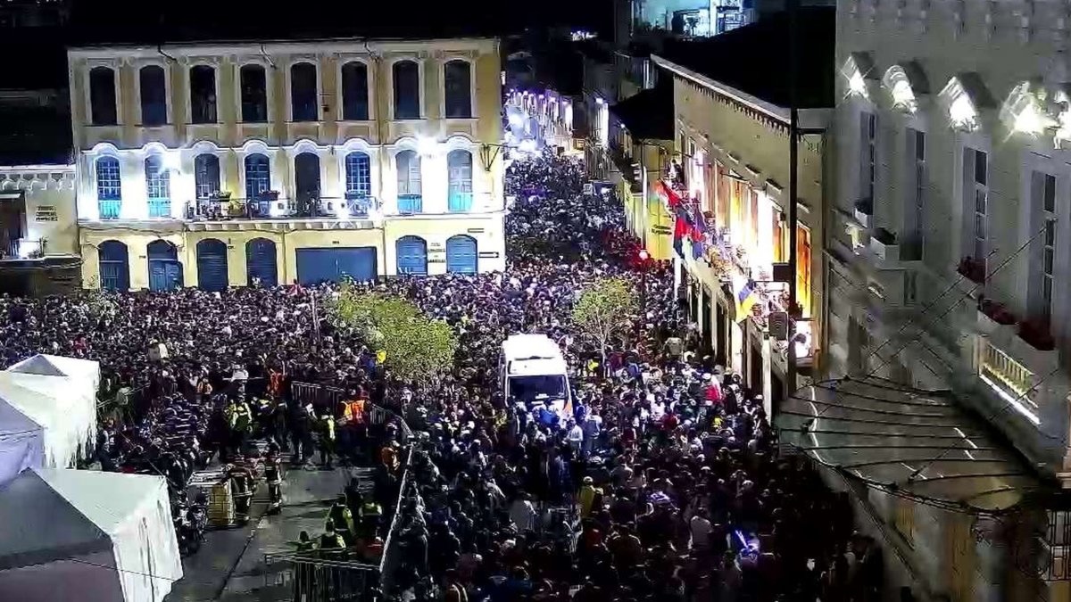 Aforo. El concierto realizado en la Plaza de San Francisco no cumplió con el aforo permitido se registraron desmanes y riñas