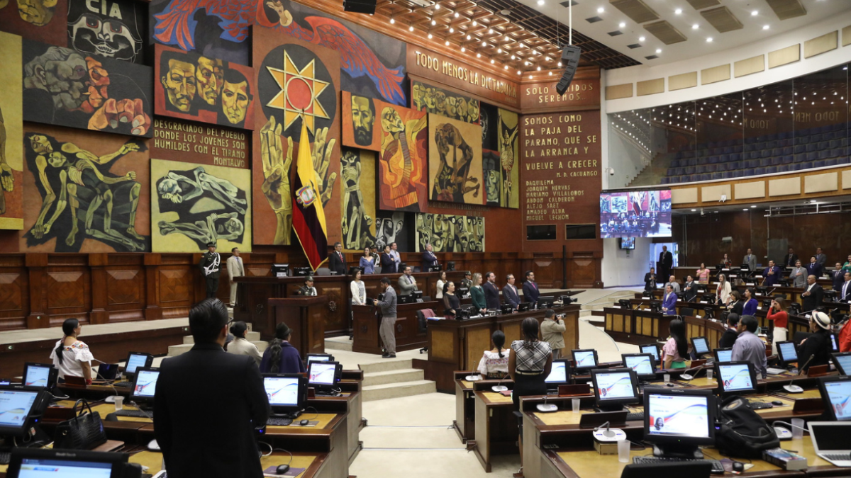 El 27 de noviembre, la Asamblea negó y archivó en primer debate la Ley para la Mejora Recaudatoria a través del Combate al Lavado de Activos.