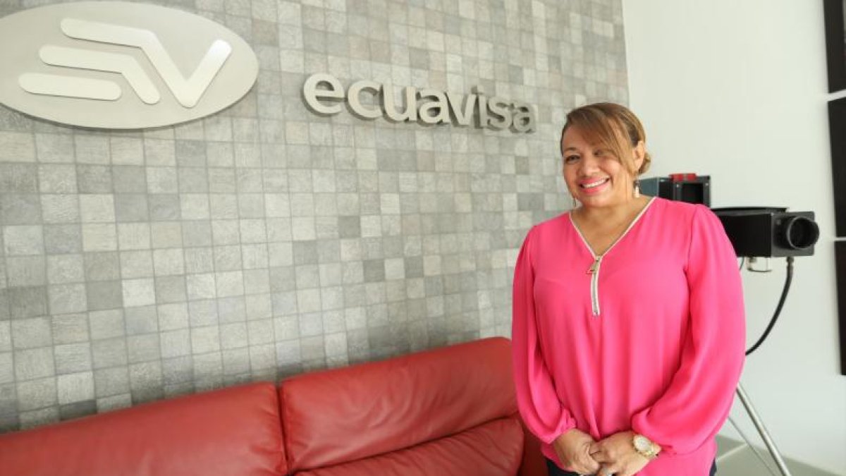 Betty Mata profesa la religión evangélica.