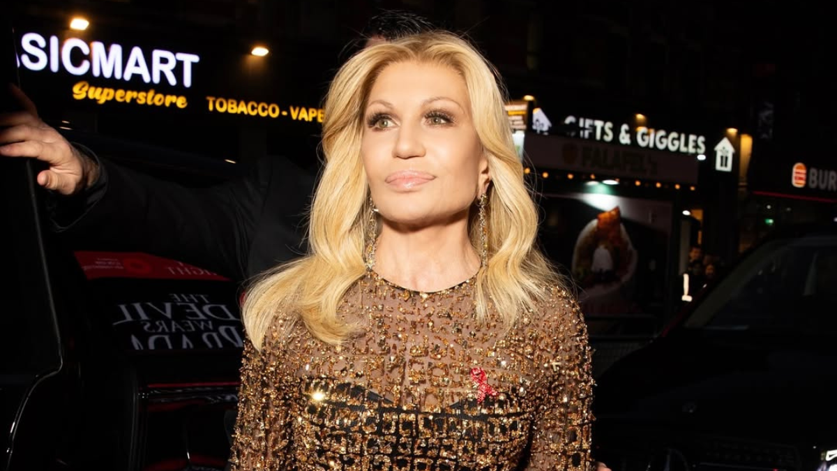 La diseñadora, modelo y empresaria llamó la atención por su 'nuevo' rostro.