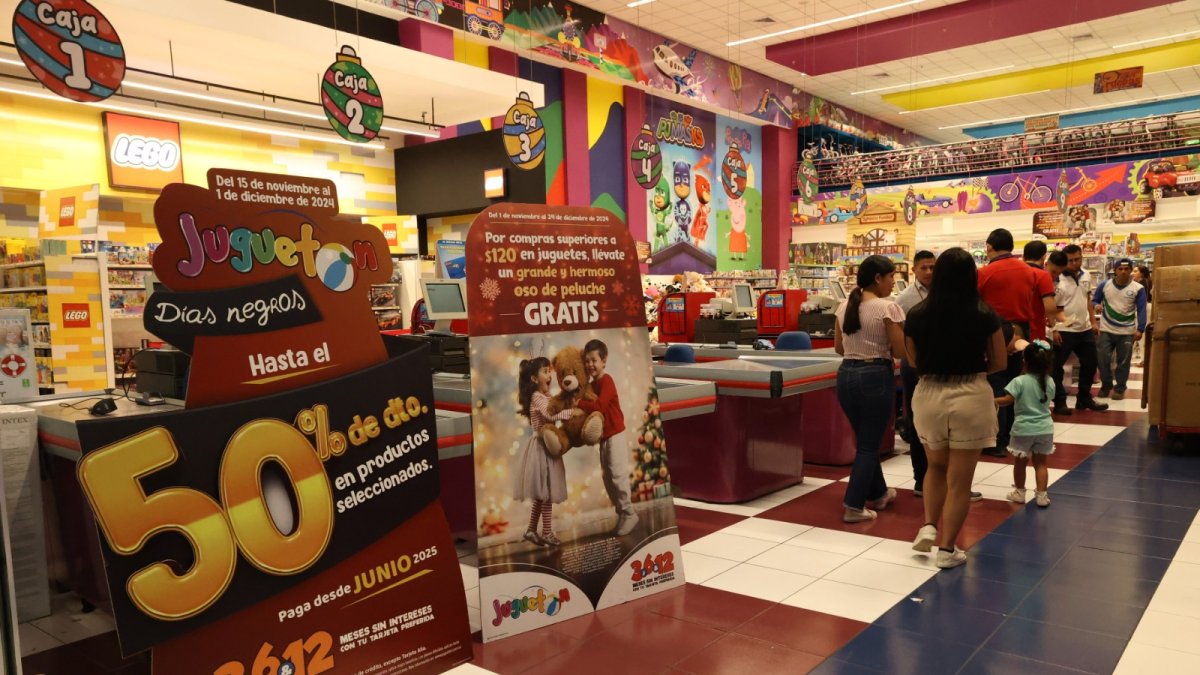 Las facilidades de pago son parte del enganche comercial que hacen las tiendas.