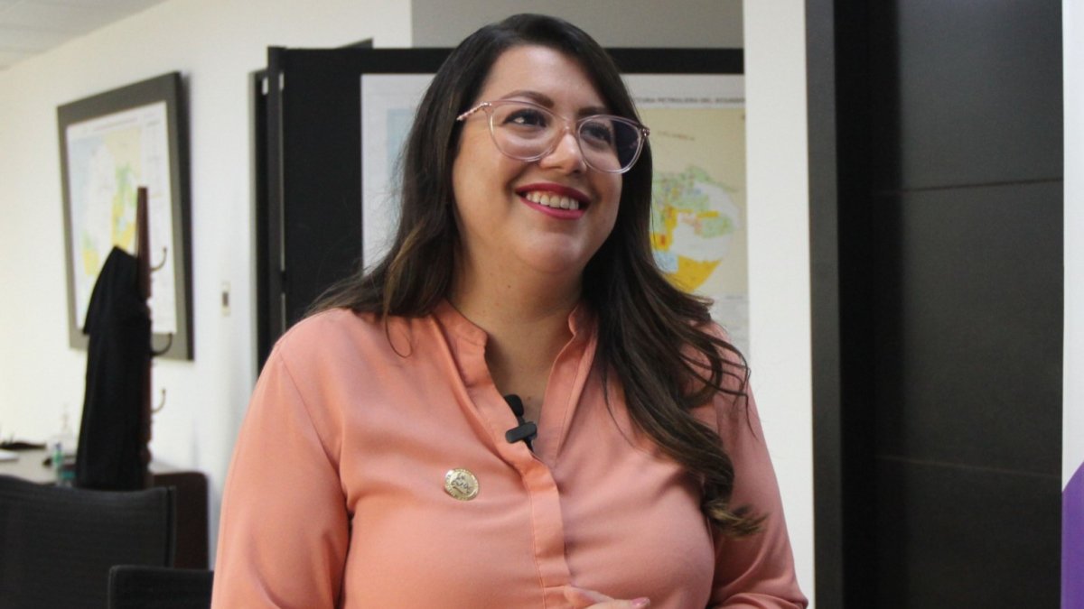 La exministra de Energía, Andrea Arrobo expuso las razones para no exponer chats con Noboa.