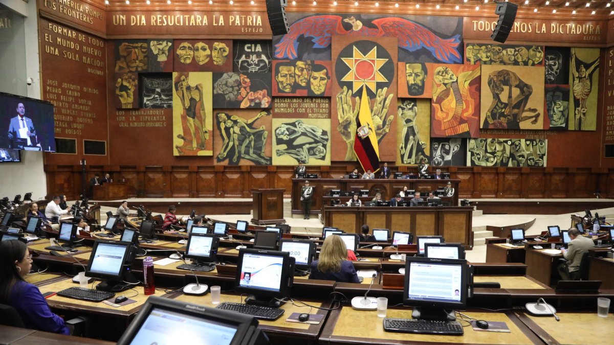 El Pleno debatirá el informe de fiscalización de la Firma del Acuerdo entre el Fondo Monetario Internacional y el Estado Ecuatoriano.