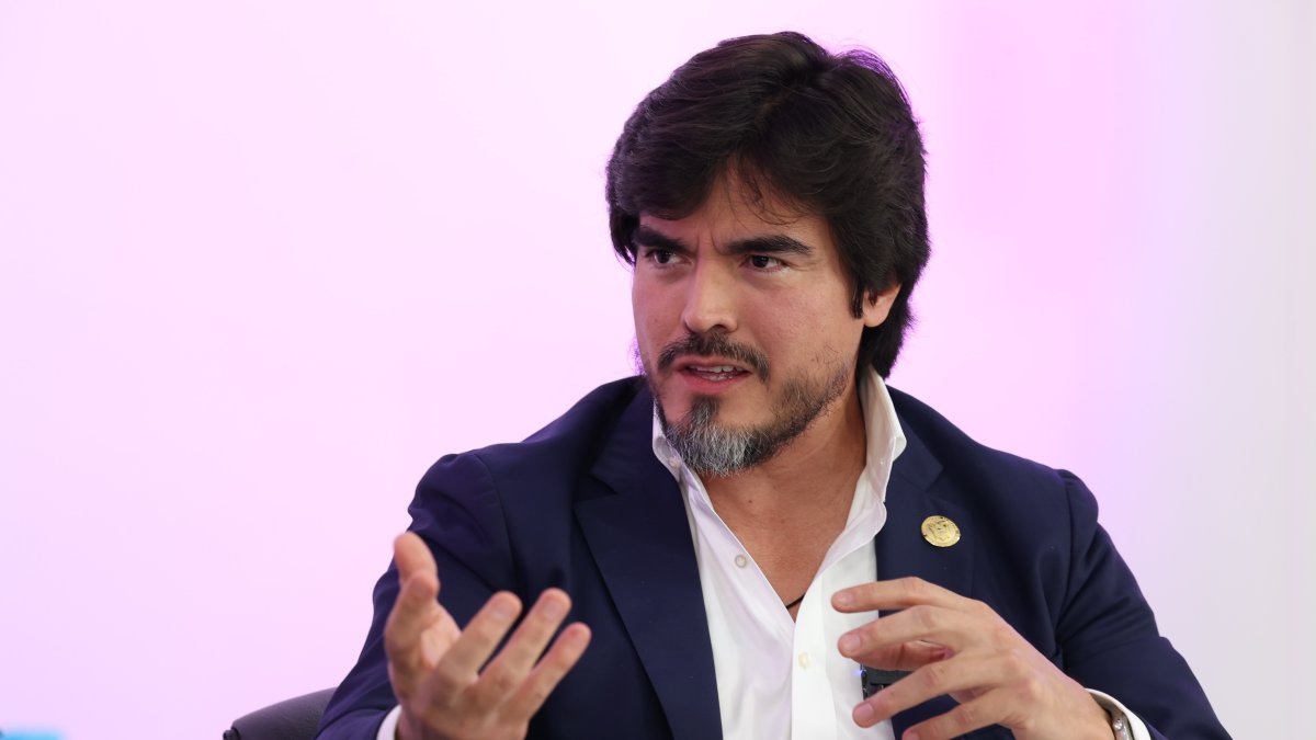 Antes de asumir el cargo de ministro de Gobierno, José De La Gasca ocupó la representación de Ecuador ante las Naciones Unidas.