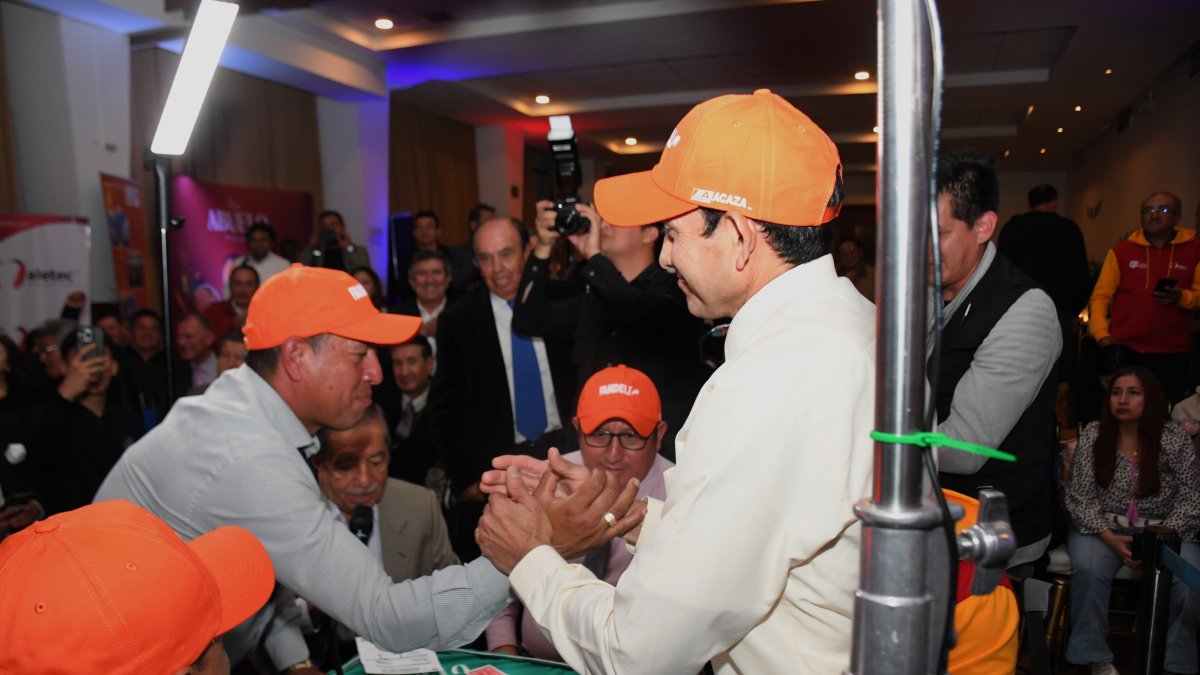 El Campeonato Mundial del 40 se desarrolló en Quito, la noche de este miércoles 4 de diciembre.