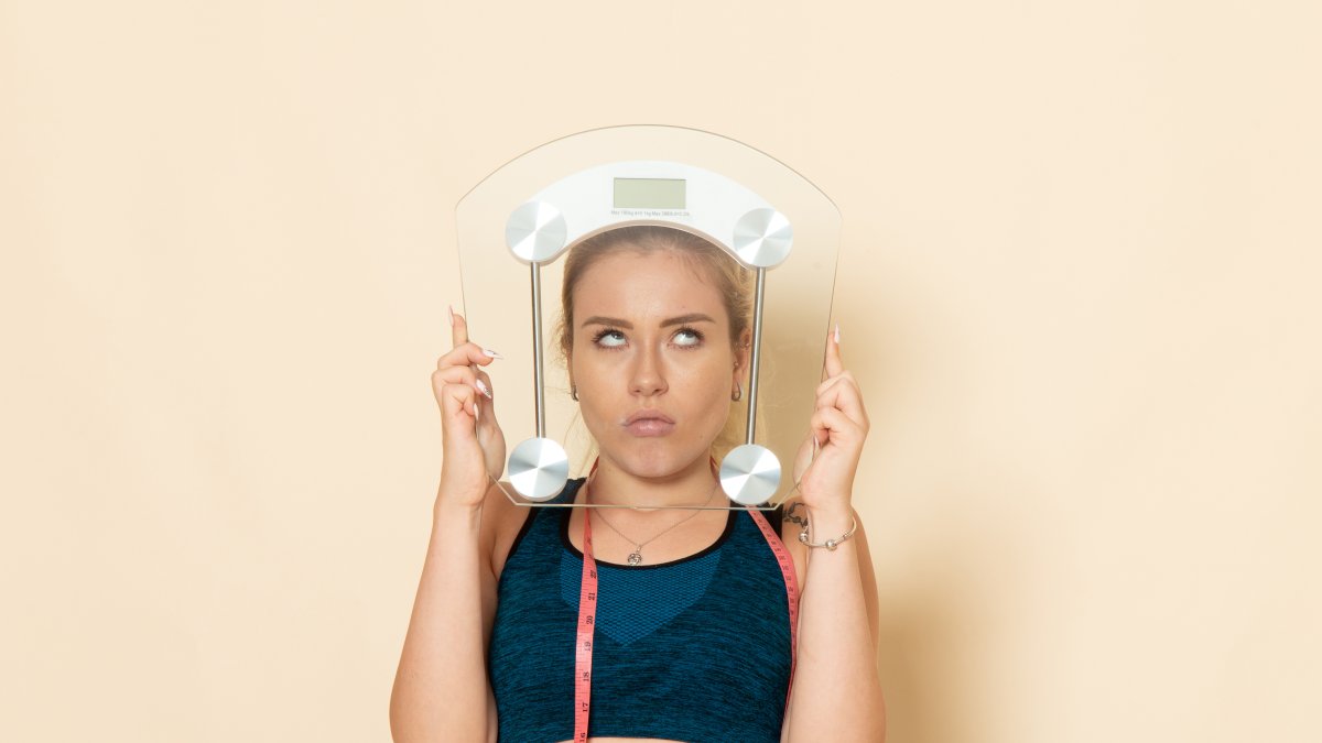 ¿Frustrado porque no notas cambios pese a entrenar duro? Identifica los errores comunes en tu rutina y descubre cómo optimizar tu entrenamiento