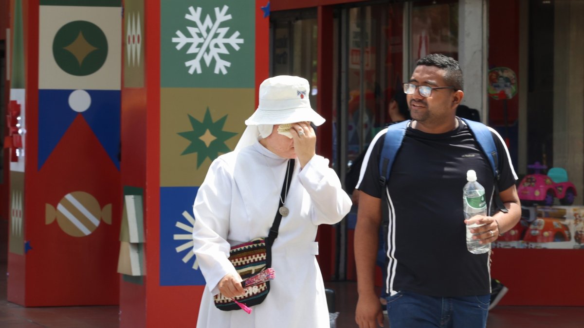 El lunes 2 de diciembre, la Perla del Pacífico afrontó la temperatura más alta del mes, 35,9 C, a la sombra; pero a la intemperie fue de 40 C, según el Inamhi.