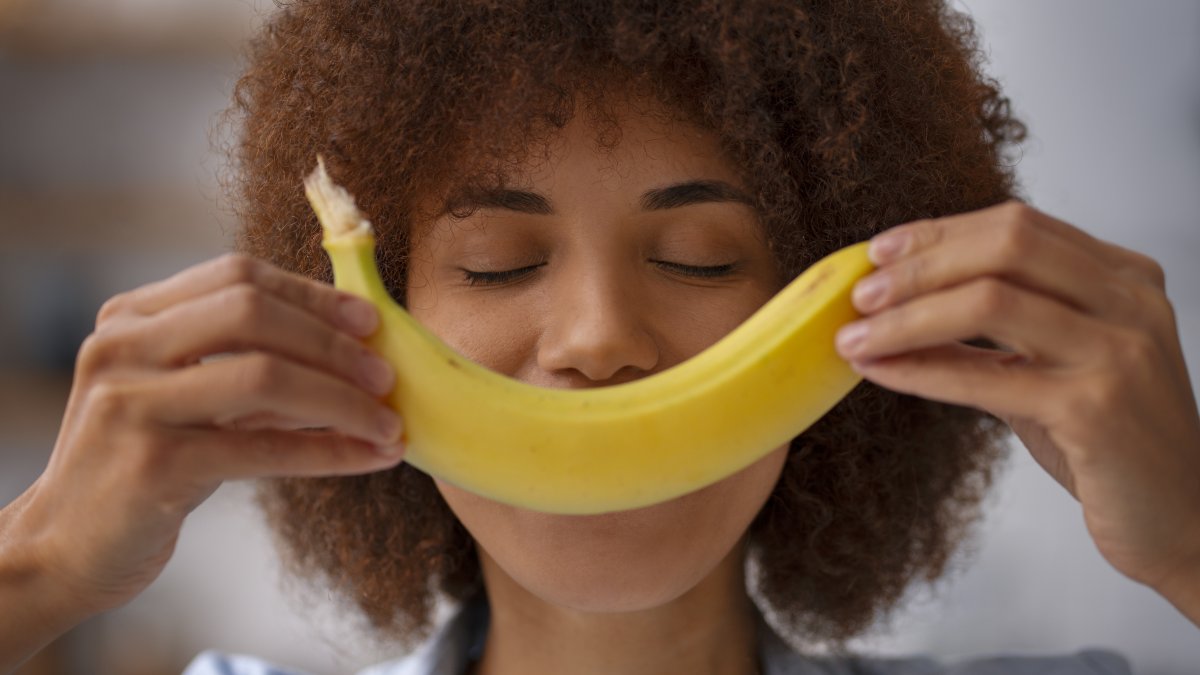 La banana, una fruta esencial para la dieta diaria