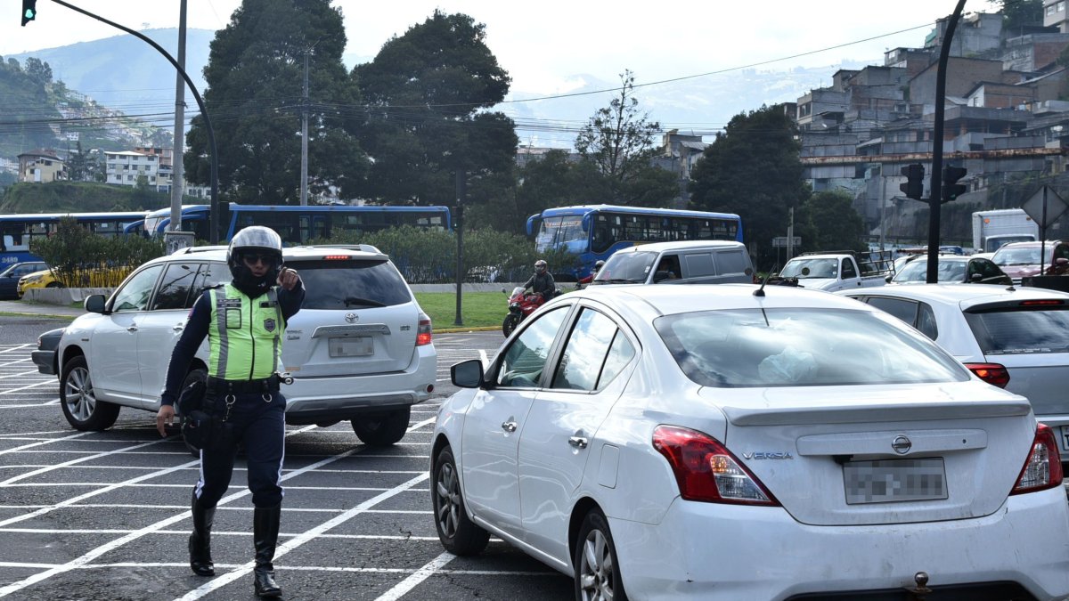 La medida se aplica en las mañanas y tardes en el casco urbano.