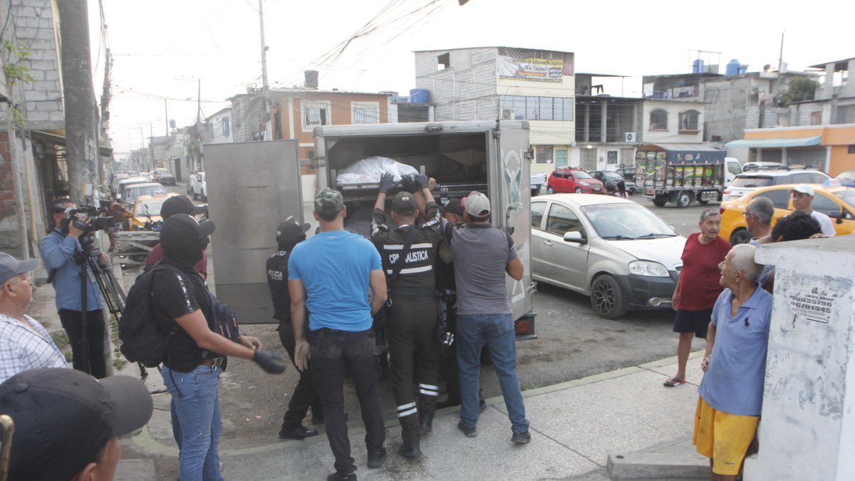 En Durán, provincia del Guayas se registró un triple crimen en la ciudadela El Recreo.